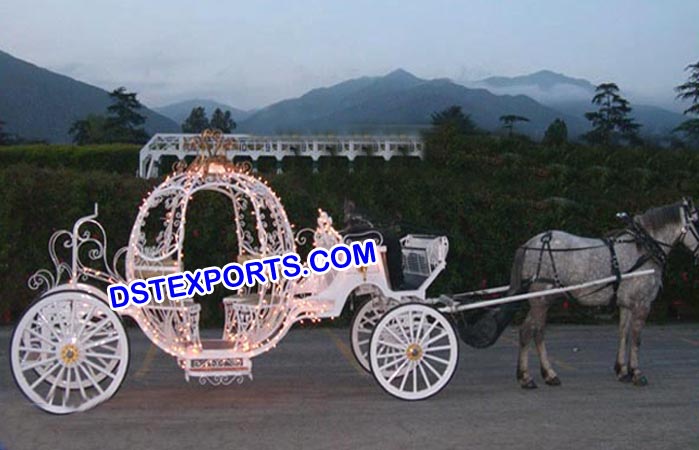 Latest Lighted Cinderella Horse Carriages