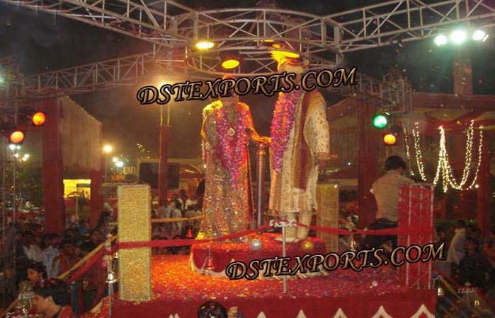 Indian Wedding Revolving Jai Mala Stage Set