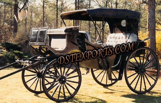 BEAUTIFUL BLACK HORSE CARRIAGES