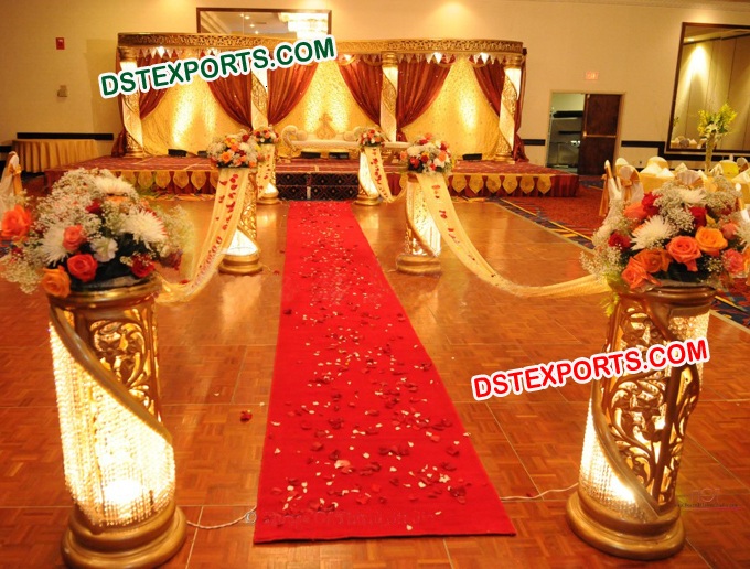 HINDU WEDDING GOLD CRYSTAL STAGE